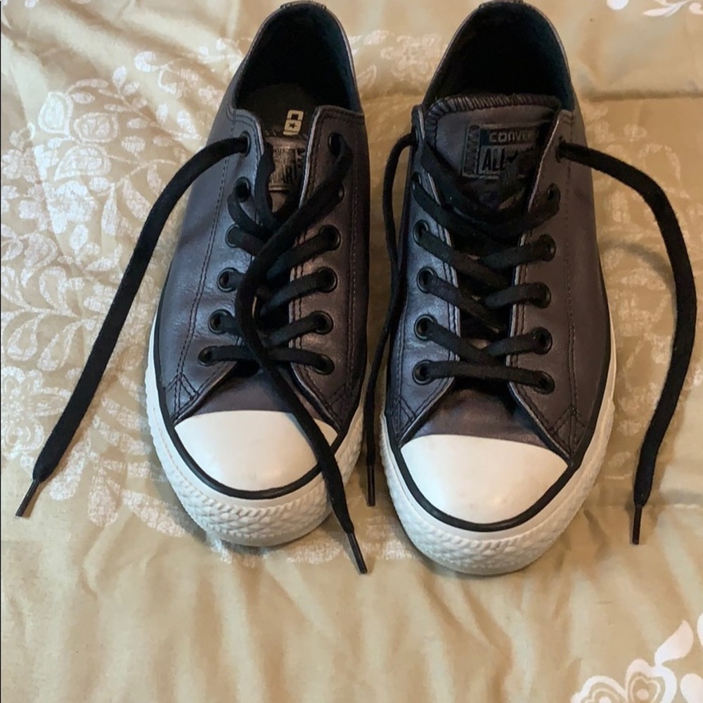 Women’s converse